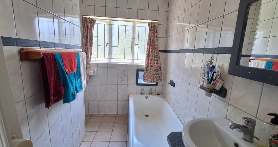 4 Bedroom Property for Sale in Vaal Power A H Free State